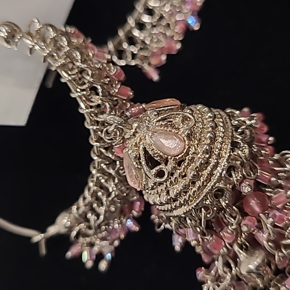 NWOT Bollywood style Hoop earrings with pink beads - Picture 6 of 8